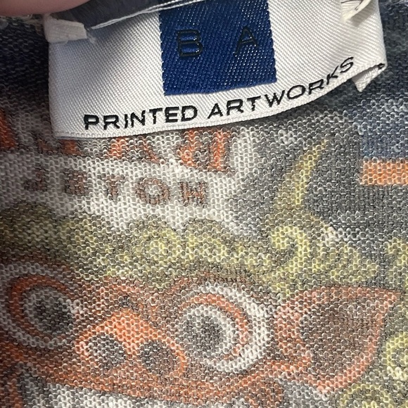 PRINTED ARTWORKS B A Travel Printed lightweight V-neck Linen blend oversized top - Picture 7 of 9